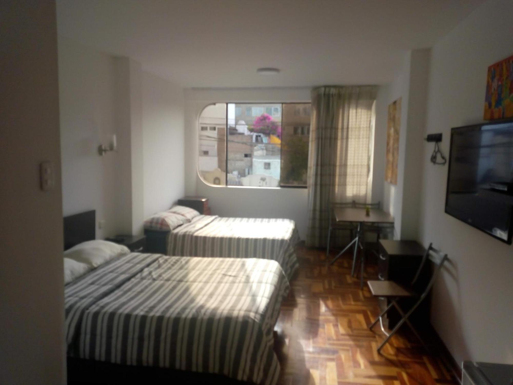 Peruvian Family Hostal Miraflores Лима Номер фото